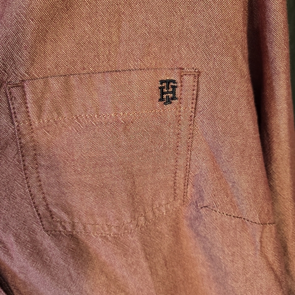 Tommy Hilfiger Womens Button Up Shirt Size M Burgundy/Wine Y2K - Picture 3 of 8